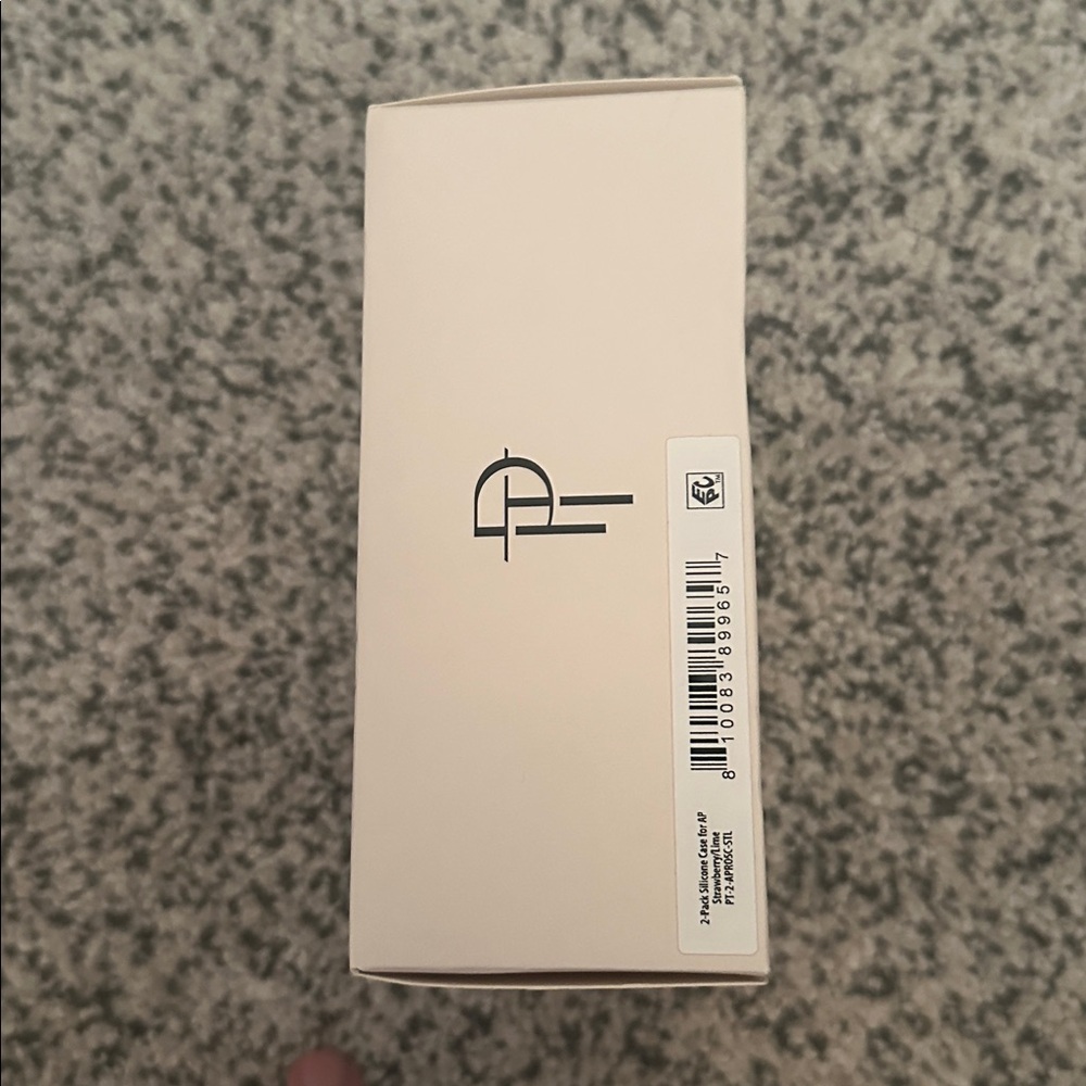 Posh tech AirPods Pro Cases - Picture 3 of 4